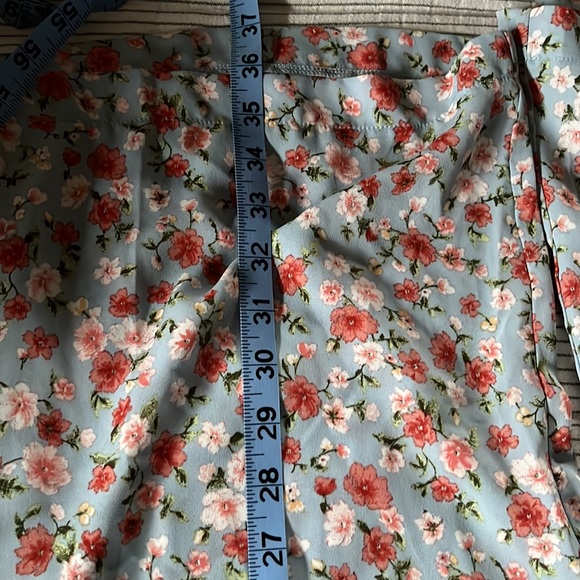 NWT Ke Ned Ik Floral Romper - Picture 3 of 5